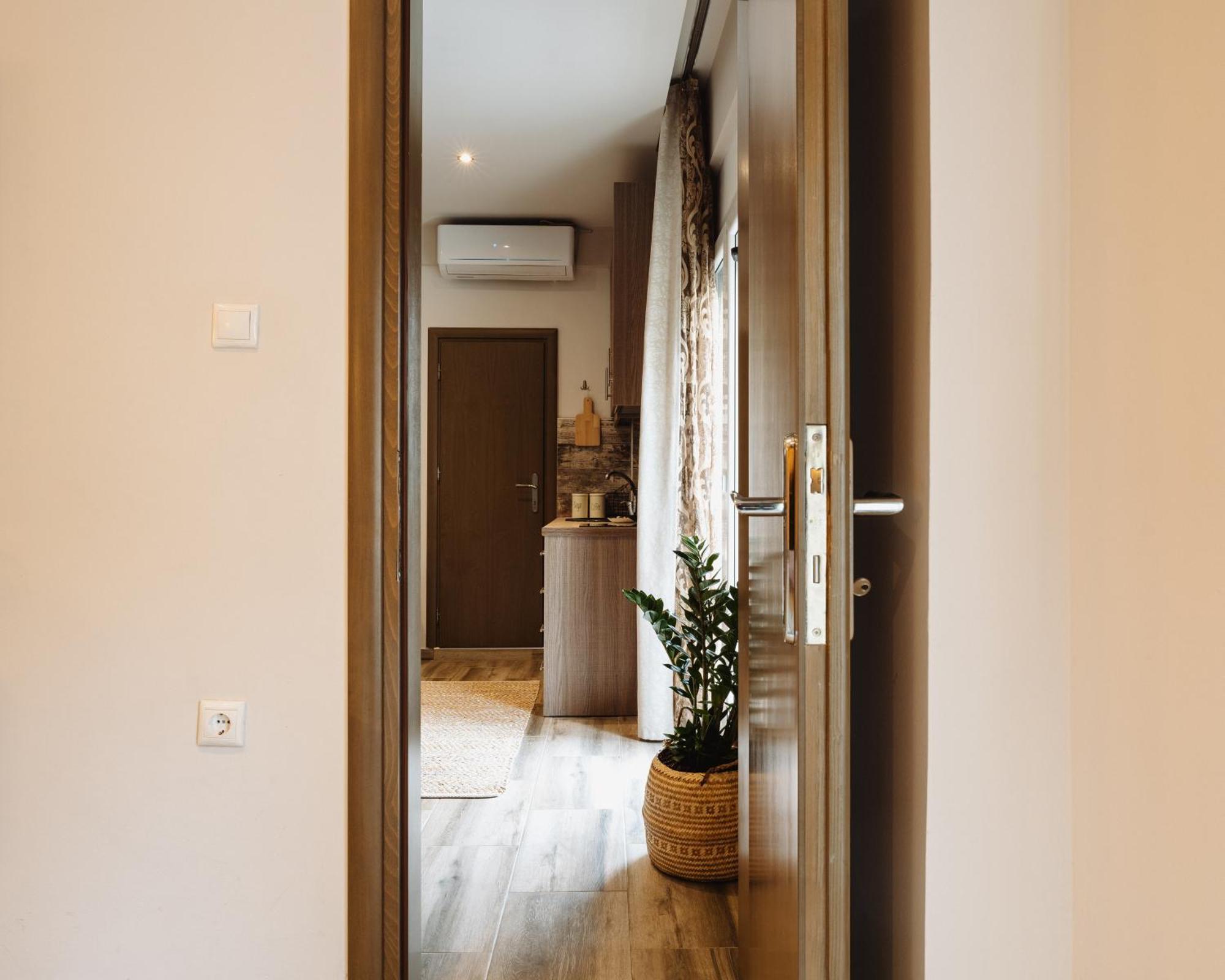 Lef Apartment Thessaloníki Exteriör bild